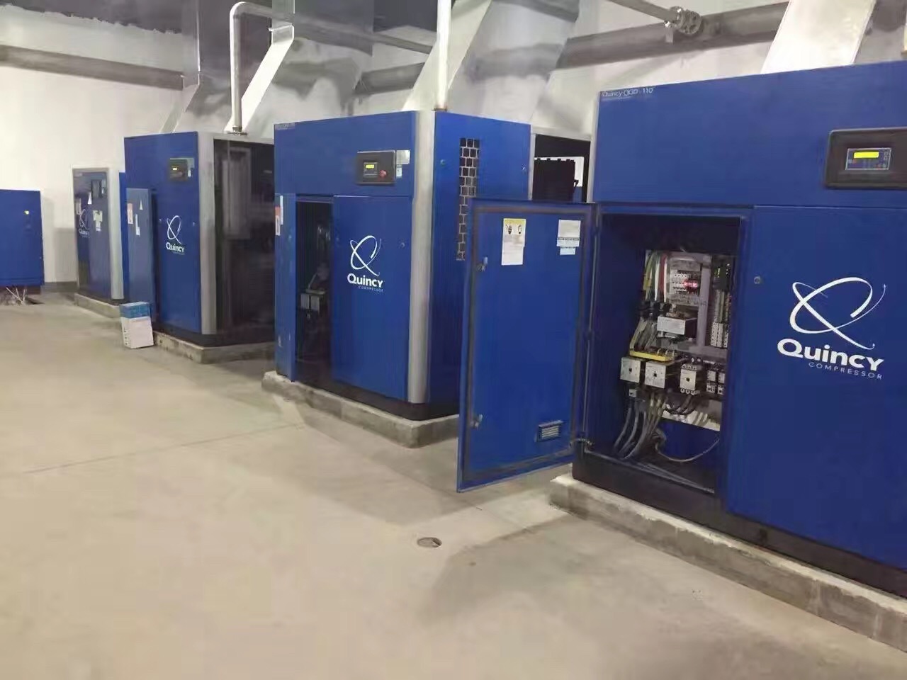 風石機械：螺桿空壓機保養(yǎng)前的準備工作